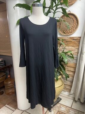 Lilly Pulitzer Black Long-Sleeve Scoop Neck Dress